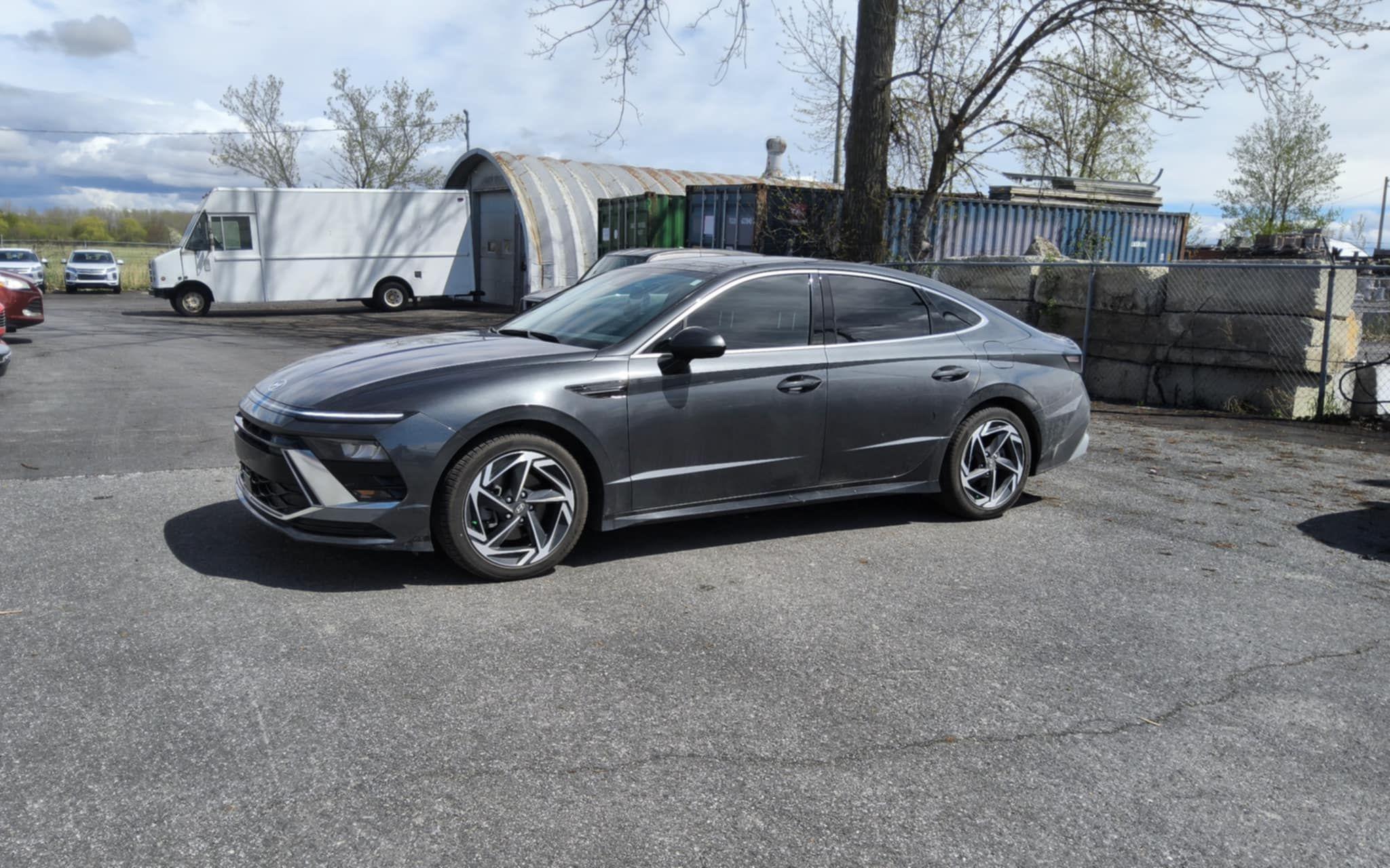 Hyundai Sonata 2024 - Image 1